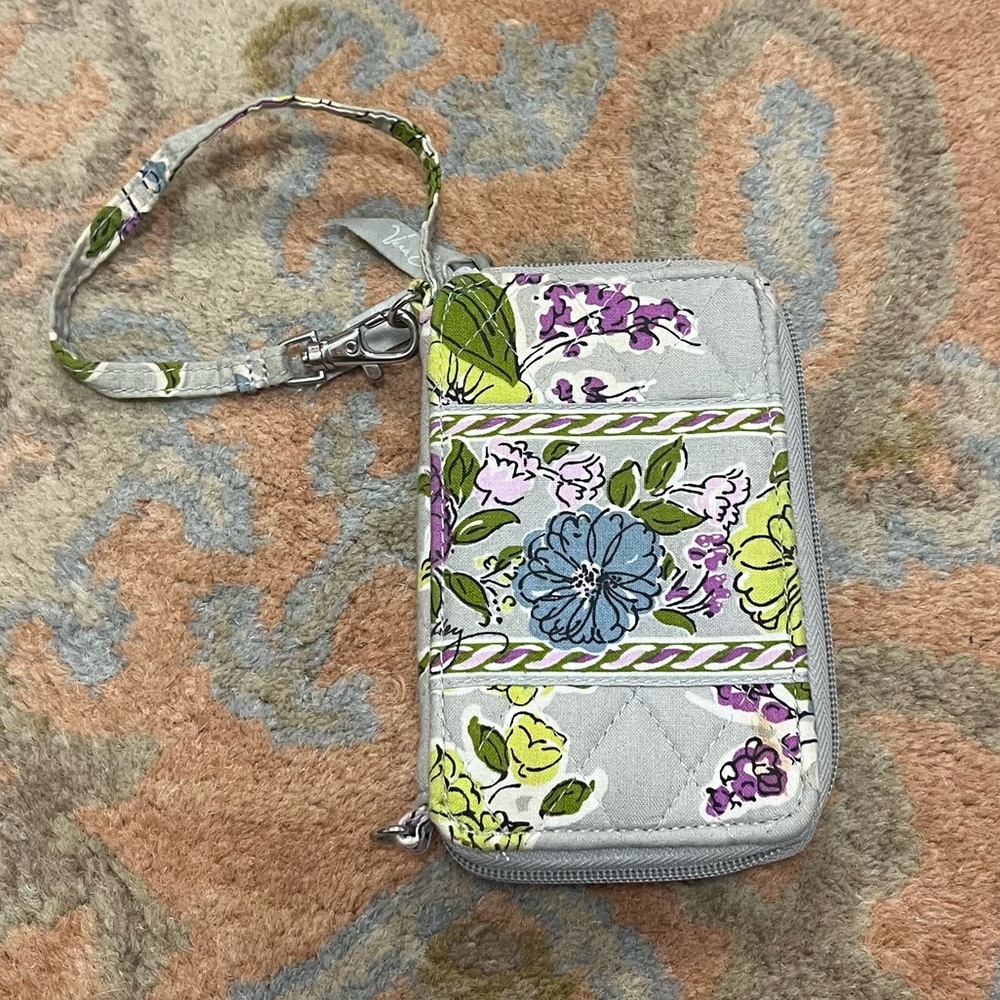 Vera Bradley Floral Carry It All Wristlet in Retired Pattern Watercolor